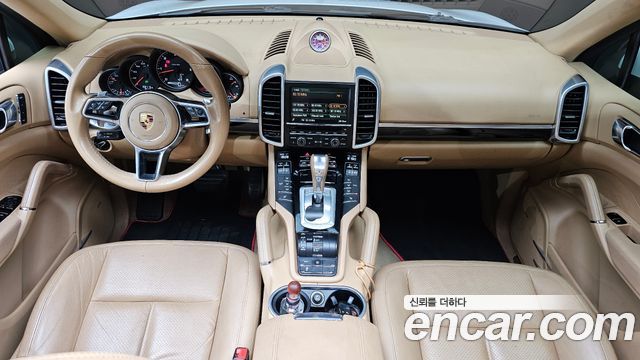 Porsche Cayenne 2016 — photo 7