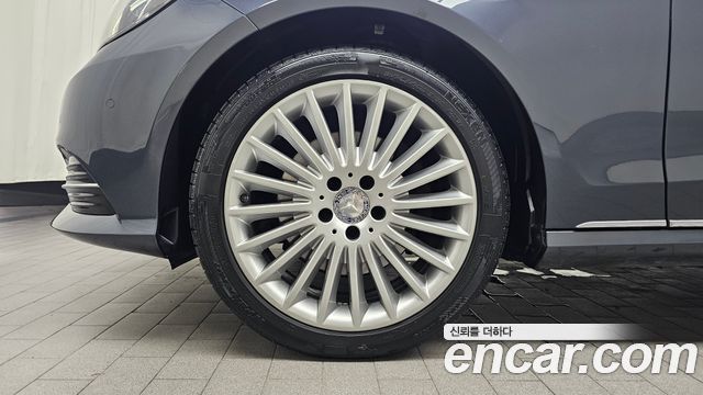 Mercedes-Benz E-Class 2016 — photo 5