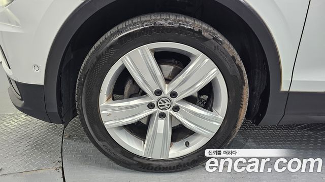 Volkswagen Tiguan 2020 — photo 5