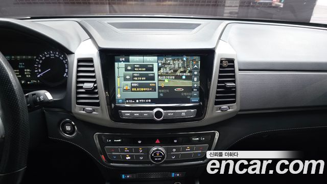 KG Mobility Rexton 2019 — photo 20