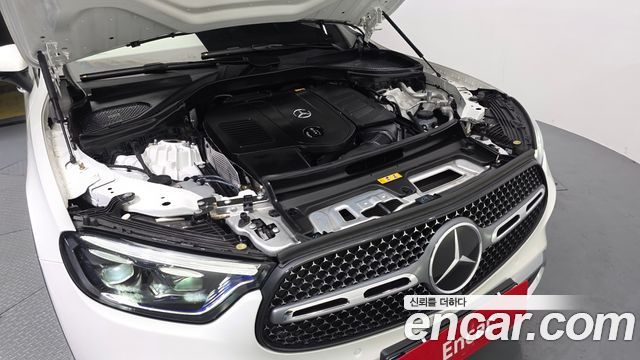 Mercedes-Benz GLC-Class 2025 — photo 6