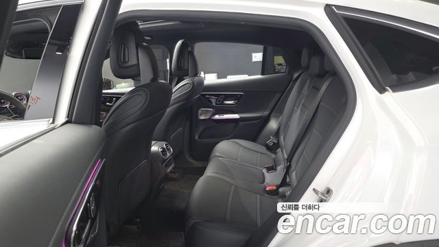 Mercedes-Benz GLC-Class 2025 — photo 12