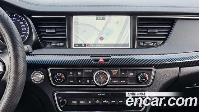 Kia K7 2018 — photo 14