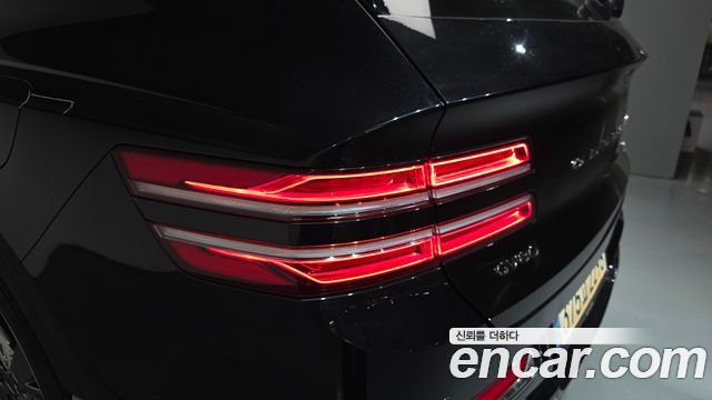 Genesis GV80 2020 — photo 9