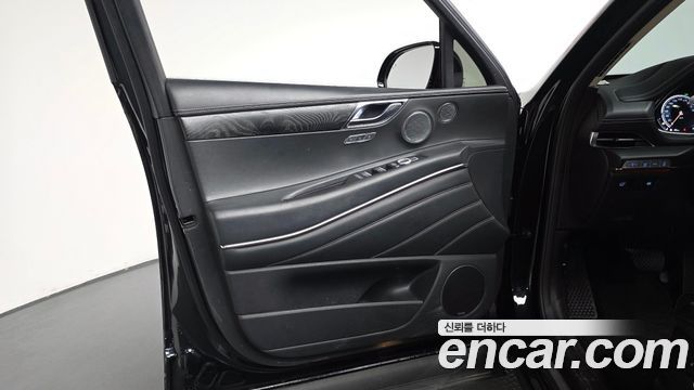 Genesis GV80 2020 — photo 14