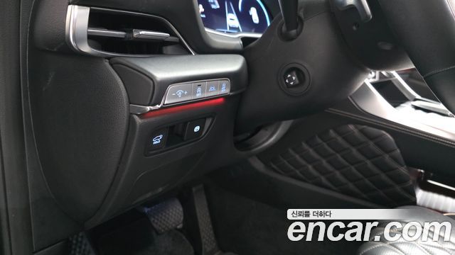 Genesis GV80 2020 — photo 27