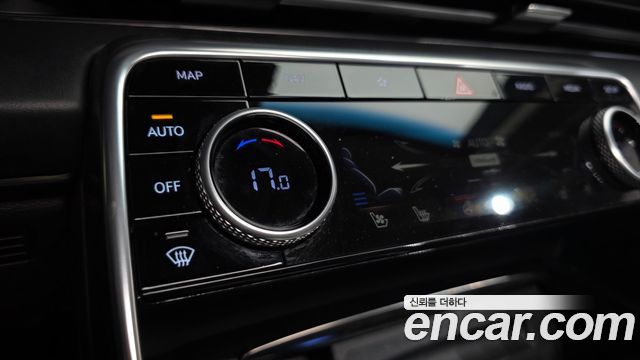 Genesis GV80 2020 — photo 34