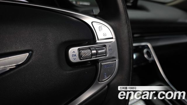 Genesis GV80 2020 — photo 38