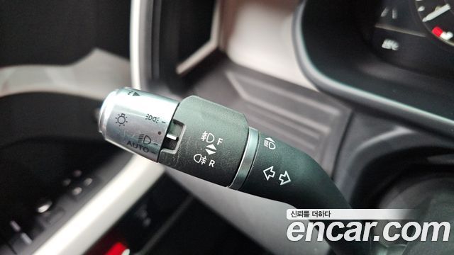Land Rover Defender 2020 — photo 30