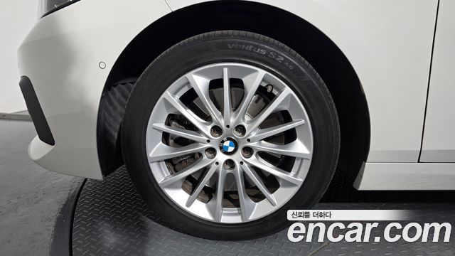 BMW 2-Series 2020 — photo 5