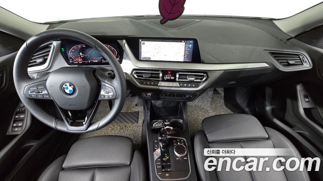 BMW 2-Series 2020 — photo 10