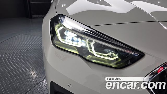 BMW 2-Series 2020 — photo 8