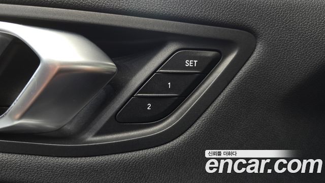 BMW 2-Series 2020 — photo 29
