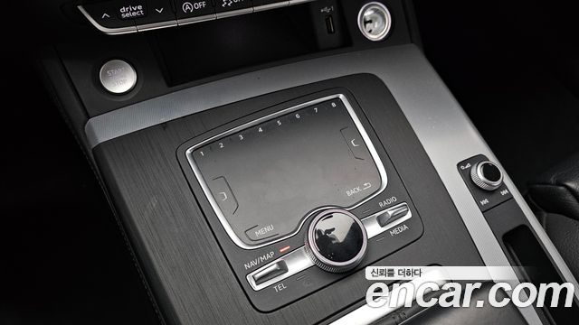 Audi Q5 2020 — photo 12