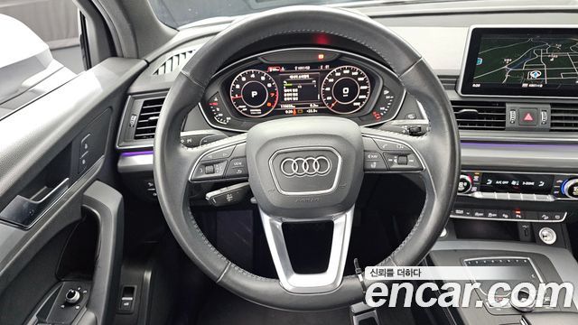 Audi Q5 2020 — photo 19