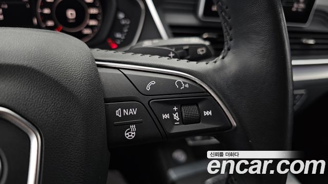 Audi Q5 2020 — photo 26