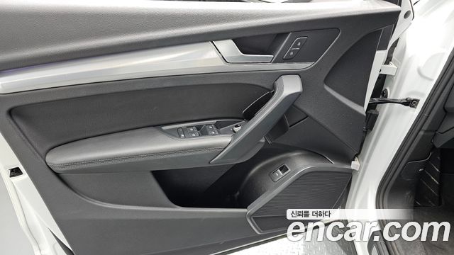 Audi Q5 2020 — photo 14