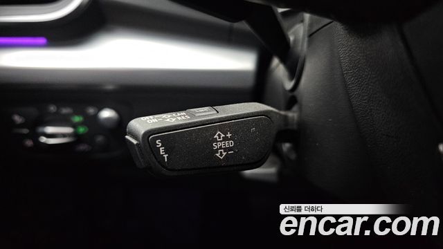Audi Q5 2020 — photo 28