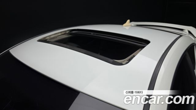 Hyundai Genesis 2011 — photo 19