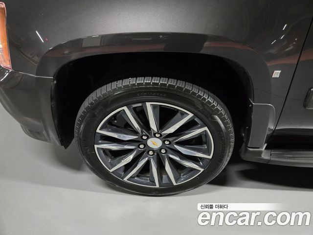 Chevrolet Tahoe 2010 — photo 4