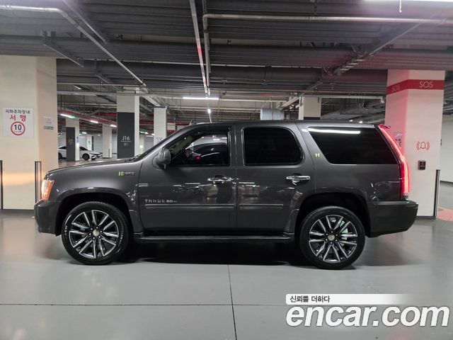 Chevrolet Tahoe 2010 — photo 16