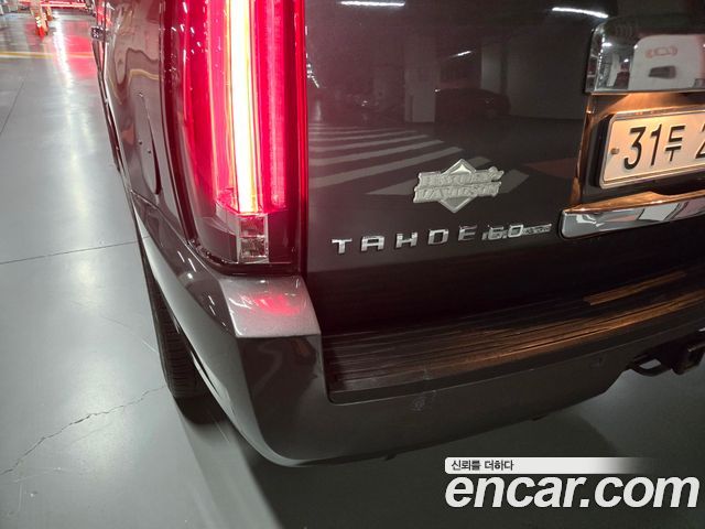 Chevrolet Tahoe 2010 — photo 20