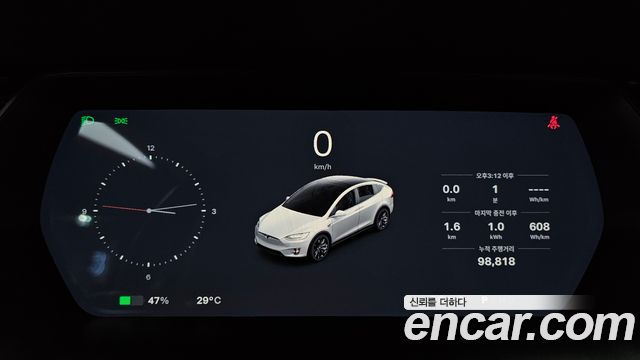 Tesla Model X 2019 — photo 11