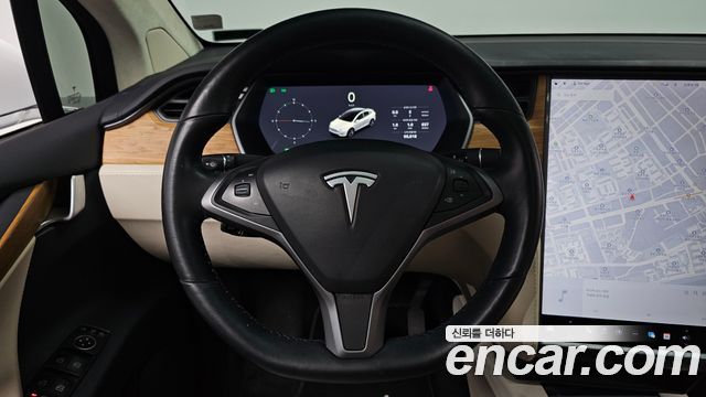Tesla Model X 2019 — photo 20
