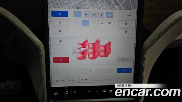 Tesla Model X 2019 — photo 25