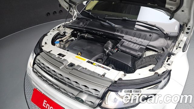 Land Rover Range Rover Evoque 2015 — photo 6