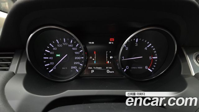 Land Rover Range Rover Evoque 2015 — photo 8