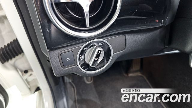Mercedes-Benz GLK-Class 2013 — photo 20