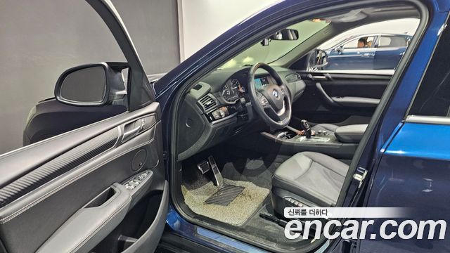 BMW X4 2015 — photo 10