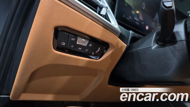 BMW 3-Series 2025 — photo 22
