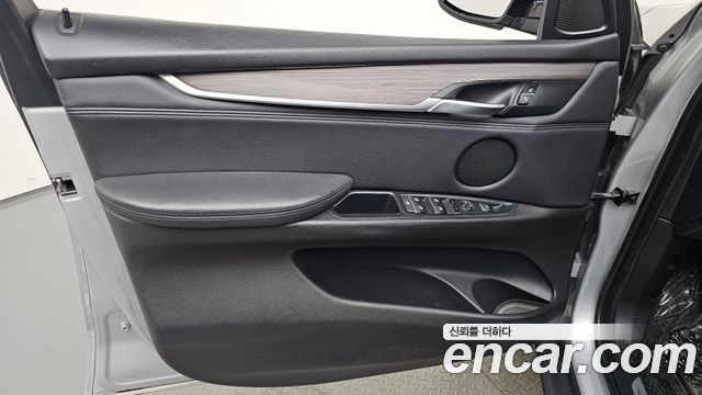 BMW X5 2014 — photo 14