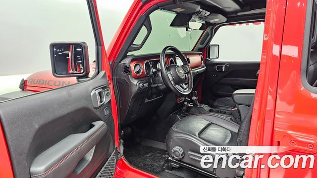 Jeep Wrangler 2019 — photo 13