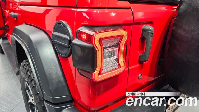 Jeep Wrangler 2019 — photo 9