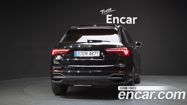 Audi Q3 2025 — photo 4