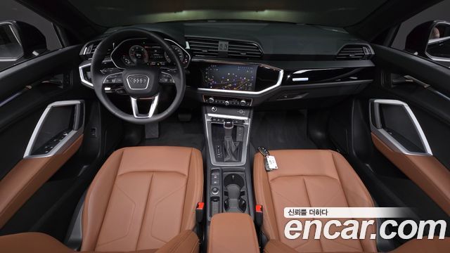 Audi Q3 2025 — photo 10