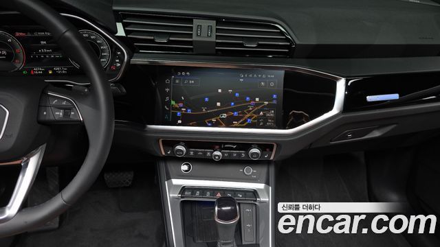 Audi Q3 2025 — photo 19