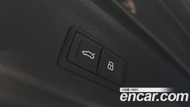 Audi Q3 2025 — photo 26