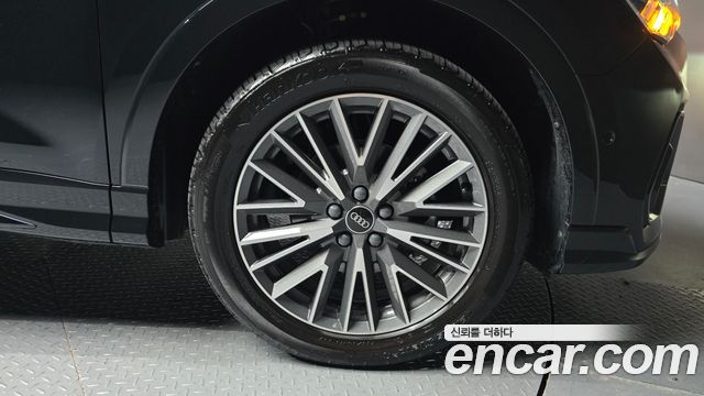 Audi Q3 2025 — photo 7