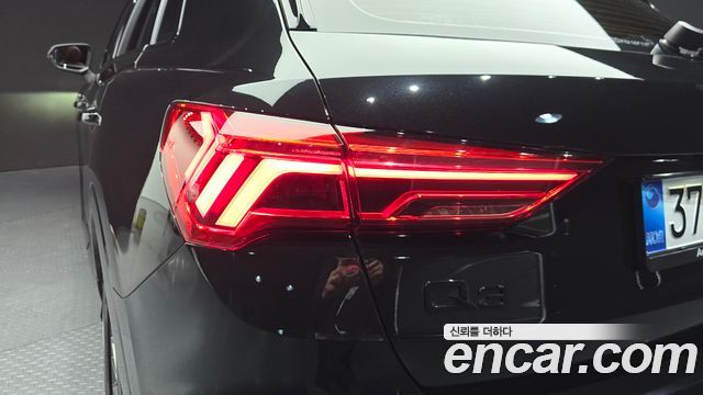 Audi Q3 2025 — photo 9