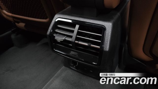 Audi Q3 2025 — photo 30
