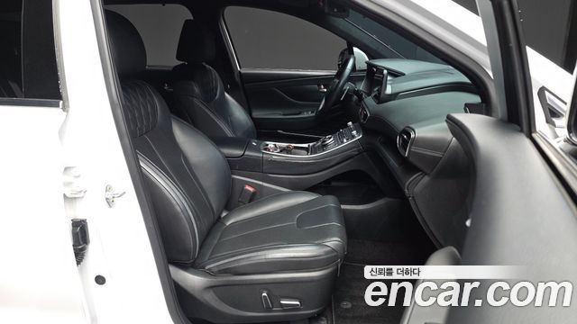 Hyundai Santafe 2021 — photo 11