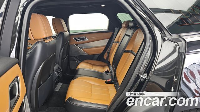 Land Rover Range Rover Velar 2018 — photo 16