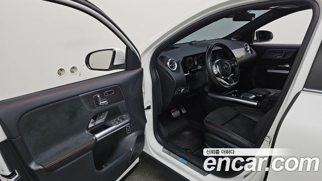 Mercedes-Benz EQA 2024 — photo 13