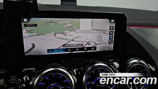 Mercedes-Benz EQA 2024 — photo 21