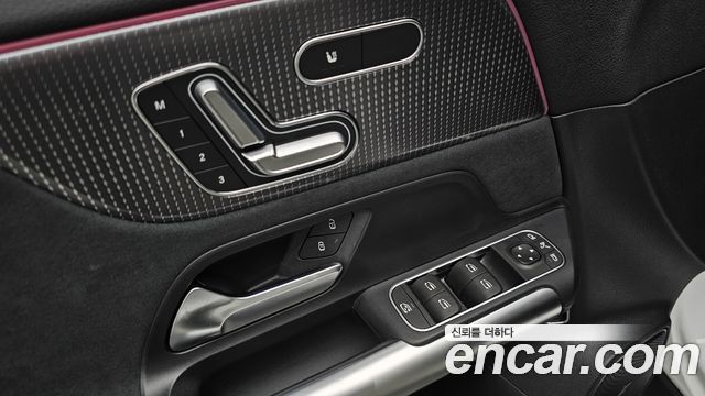 Mercedes-Benz EQA 2024 — photo 28