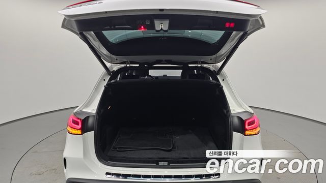 Mercedes-Benz EQA 2024 — photo 36